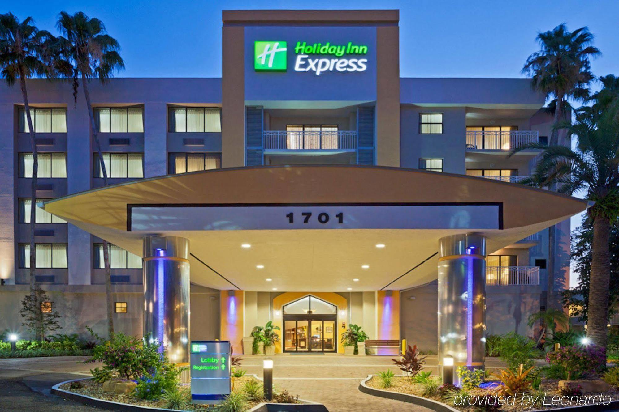 Holiday Inn Express Hotel & Suites Ft. Lauderdale-Plantation By Ihg Dış mekan fotoğraf